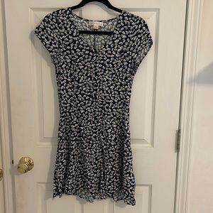 Daisy print shift dress